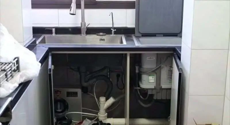 DƬ